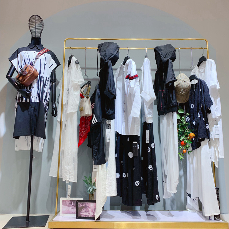 伟伦  歌莉娅折扣  服装批发拿货