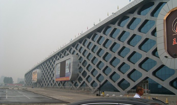 文章附图