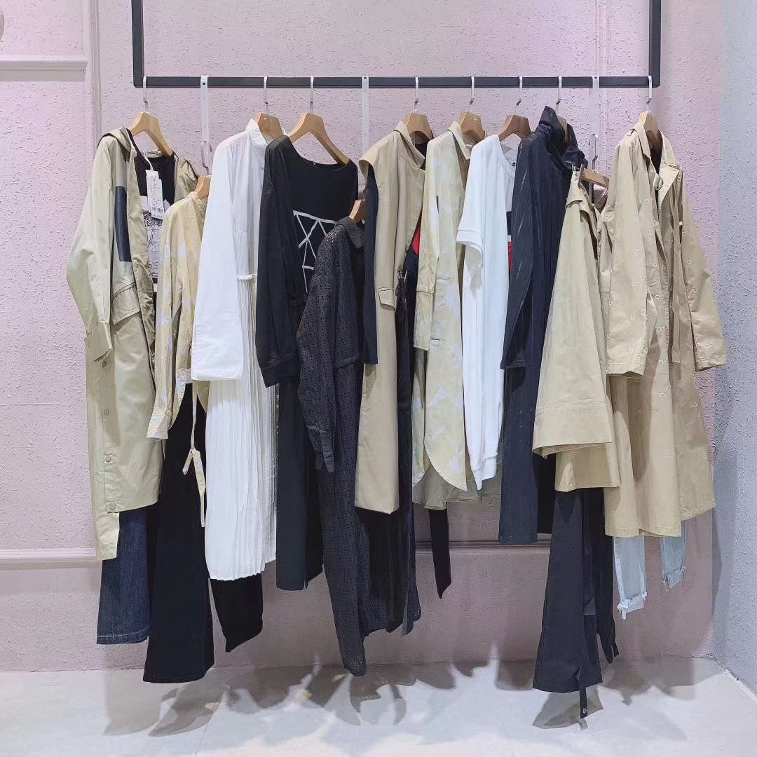 【馬可未】深圳高端品牌設計師原創(chuàng)女裝專柜品牌折扣尾貨女裝分份批發(fā)