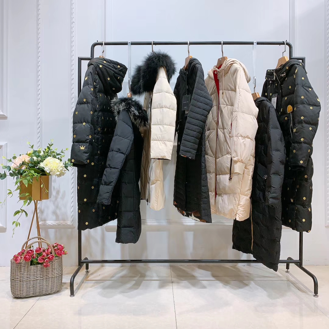 【納瑞希】19冬帶毛領奢華羽絨服品牌折扣尾貨女裝分份批發廠家直銷一手貨源