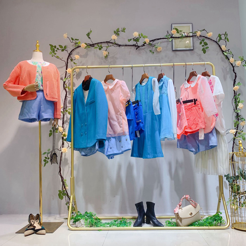格悦  上海折扣铺货  服装店品牌