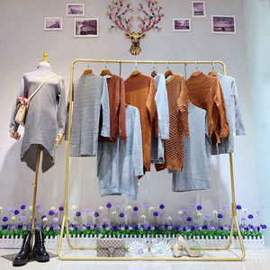 慕朗女装  动物园服装批发市场  国际羽绒服品牌大全
